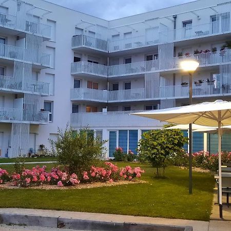 Domitys Les Pagelles Aparthotel ตูลูส ภายนอก รูปภาพ