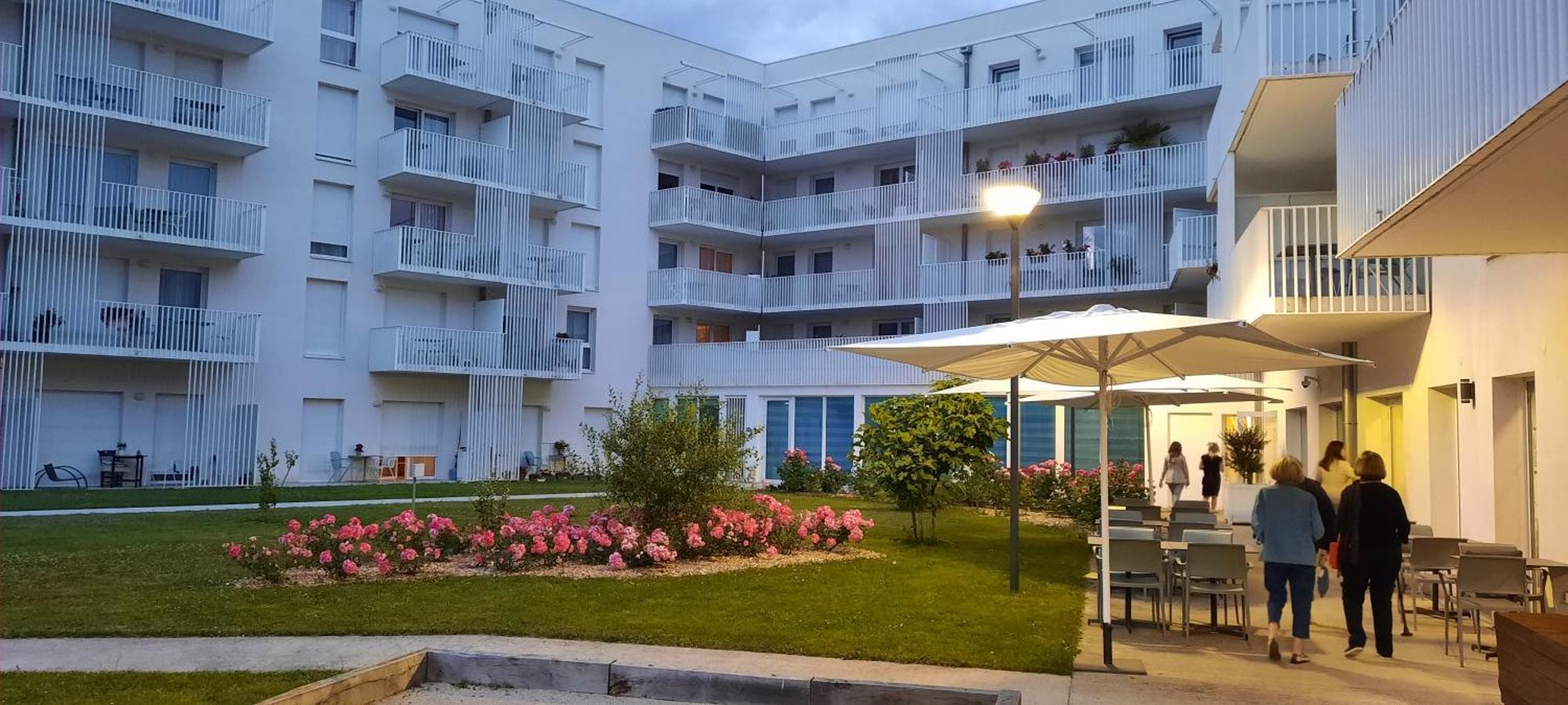 Domitys Les Pagelles Aparthotel ตูลูส ภายนอก รูปภาพ